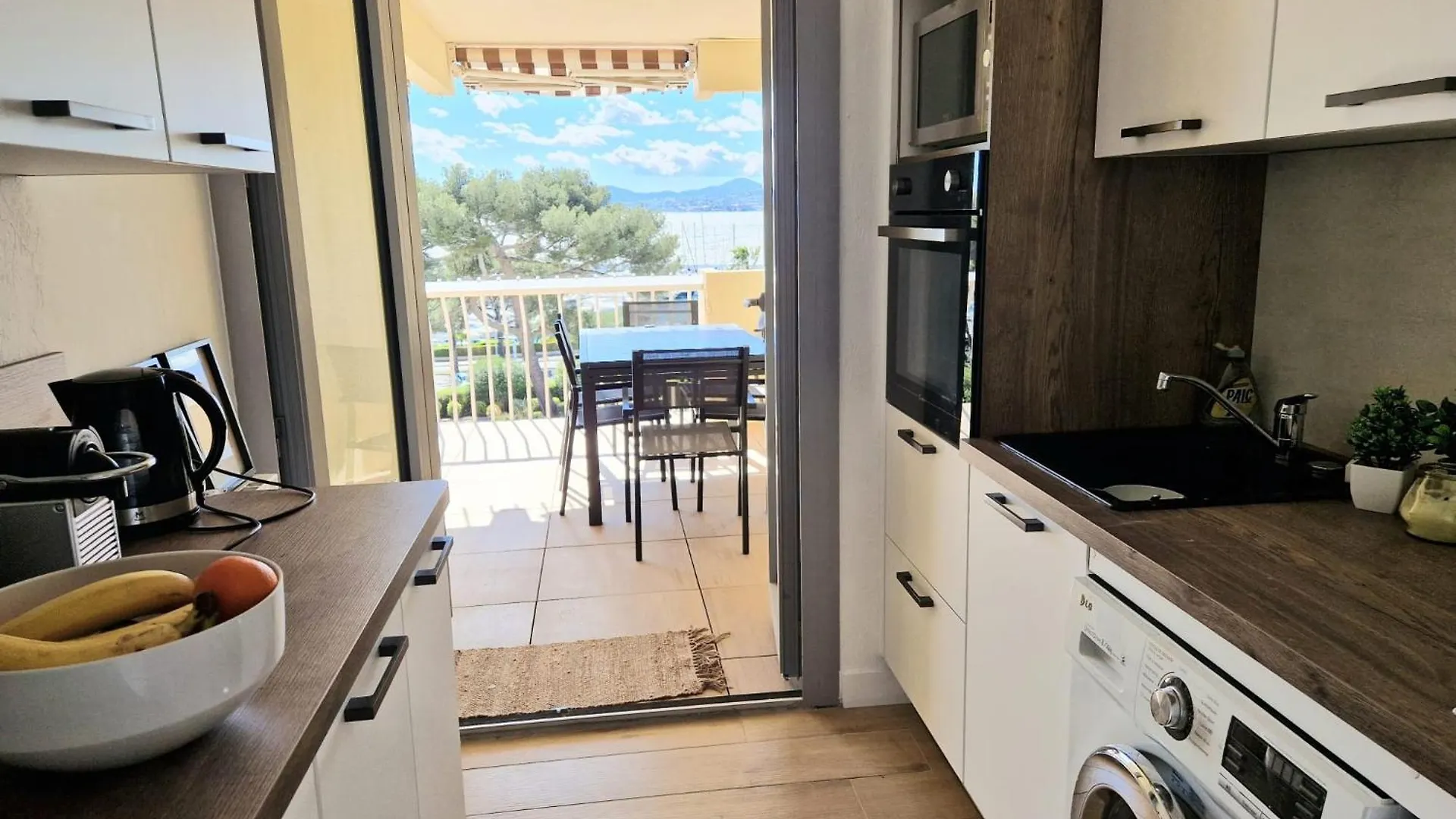 Beau 65 M2 En Front De Mer A St Raphael - Piscine Saint-Raphaël 0*,