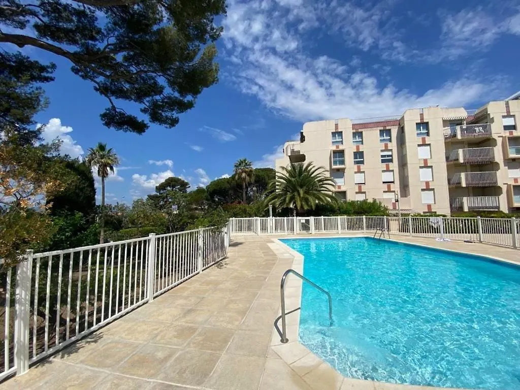 Apartment Beau 65 M2 En Front De Mer A St Raphael - Piscine Saint-Raphaël